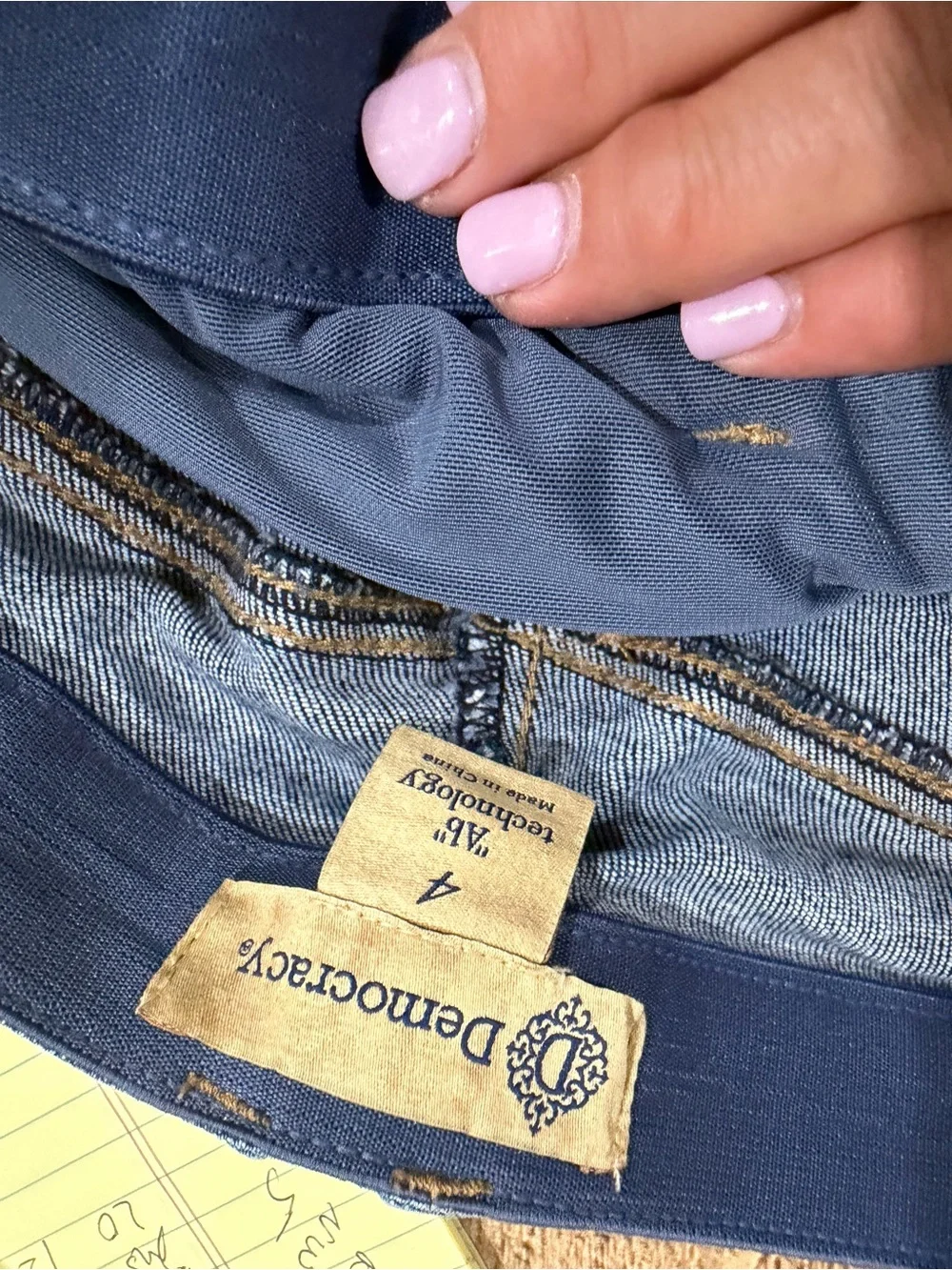 Democracy AbTechnology High Rise Jeans With Slimming Abdominal Panel Size 4